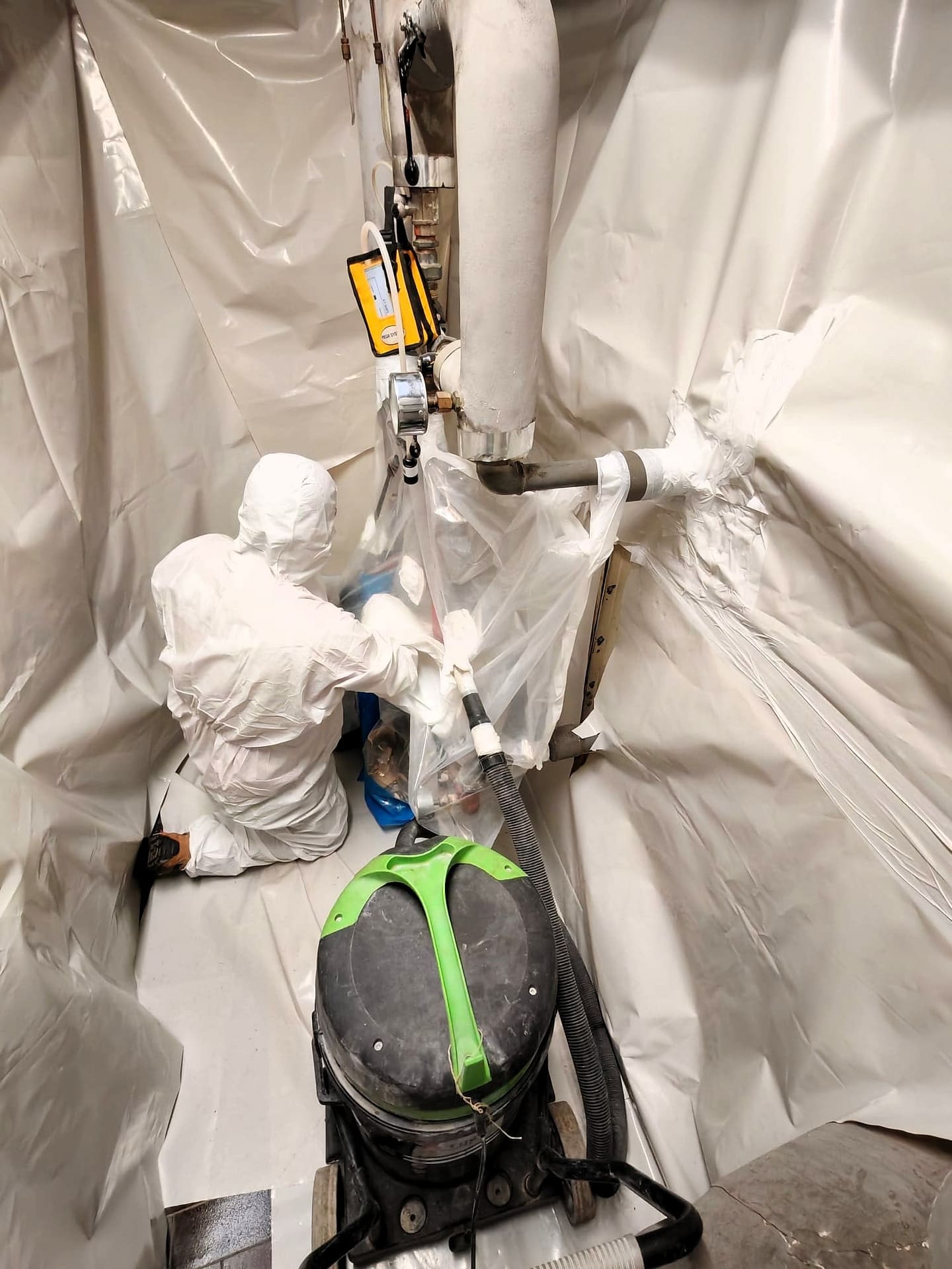 Glove bag e amianto friabile